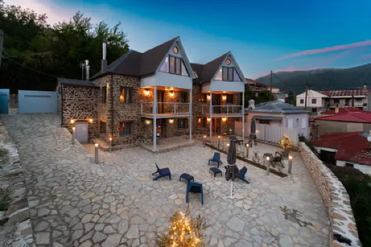 Dandy Villas Karpenisi Complex - Lux Chalets - Inflatable Pool-Hot Tub