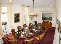 Victoria Hotel Hotels in Minden