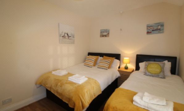 Loscoe House - Housity