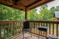 Sunrise Woods Retreat Hotels in Sevier County