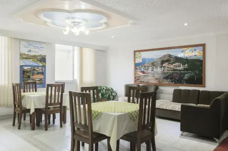 Ayenda 1506 la Puerta del Sol Отели в г. Лома Меса де Руитоке