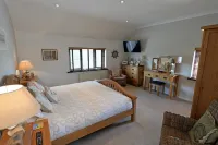 Swallow Dale - Large Family Cottage