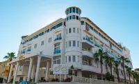 Club Efes Otel Hotels near Yaprakli Koyu