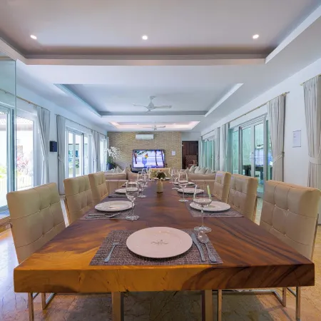 6Br Luxury Tropical Pool Villa PH125