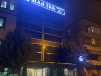 MAD Inn Hotel & Spa Hotels near Ak Saray