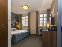 Apart Neptun Hotels near Centrum