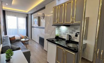 Taksim Larissa Hotel Suites