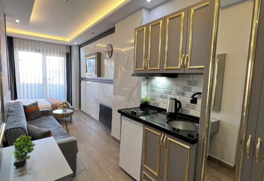 탁심 라리사 호텔