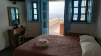 Panorama Oia Apartments