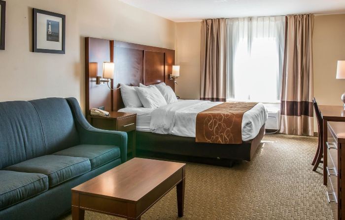 Comfort Suites