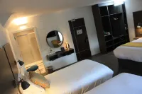 Base Dingle Hotels in Dingle