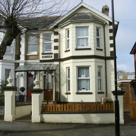 Inglewood Guest House