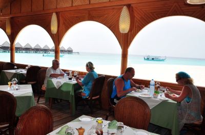 レストラン トラギリ アイランド リゾート&スパ モルディブの写真