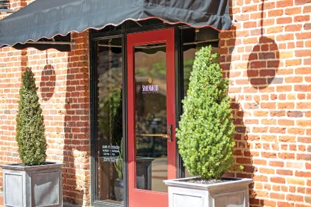 Craddock Terry Hotel, Lynchburg, a Tribute Portfolio Hotel Отели рядом с достопримечательностью «Академи Сентер оф Артс»