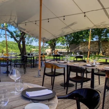 Le Domaine de Baulieu, Singuliers Hotels
