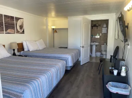 Brownings Motel Отели в г. Манила