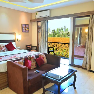 Woods Inn Resort Hotels near Bhopal Airport