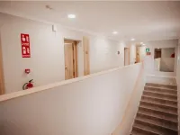 Polorooms Vara Hotels in Campina del Pisuerga