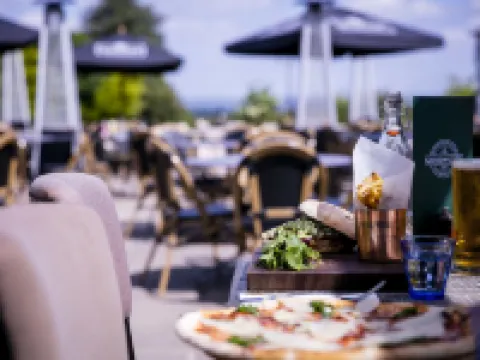 Winemaker's Pub Hotels in Cranbrook