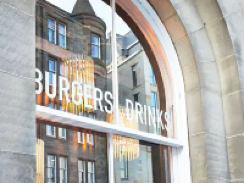 St Christopher's Edinburgh Old Town Hotels near National Museum of Scotland