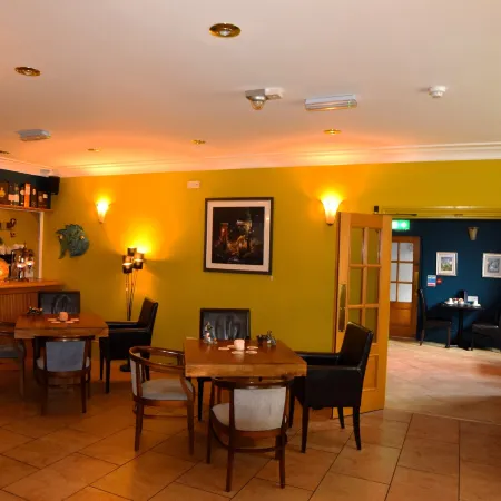 Dolphin Rooms