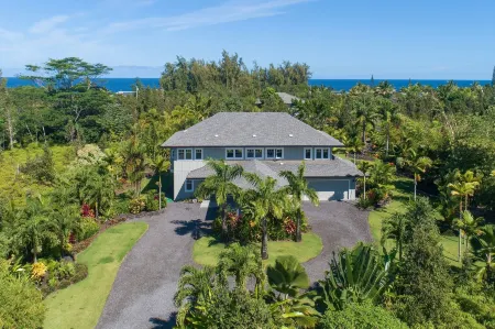 Pua Lani 2 Bedroom Home by RedAwning Отели в г. Кио