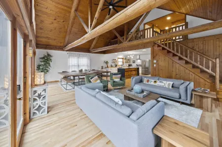 The Boha Hotel Отели рядом с достопримечательностью «Гора Уайтфас»