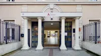 City Résidence Paris Saint-Maurice Hotels in Charenton-le-Pont
