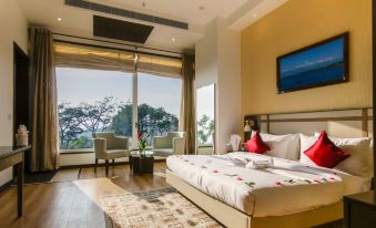 Dhauladhar Heights Resort