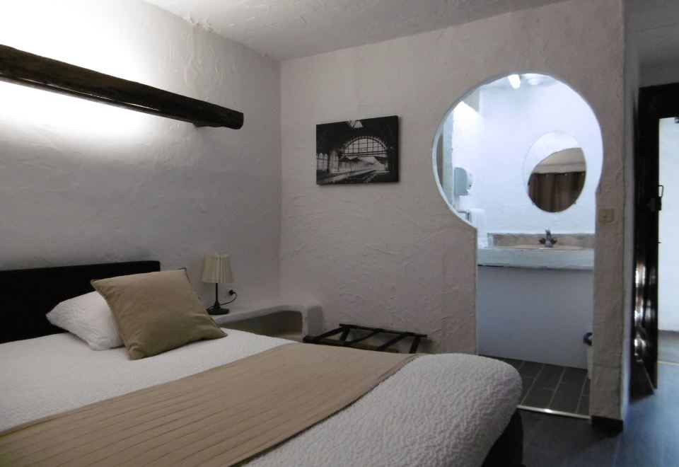Le Relais Des Vieilles Postes - Housity