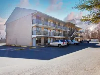 APM Inn and Suites Hotels in Winchester