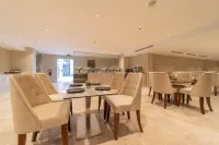 FIVE SEASONS HOTEL - 2-Star