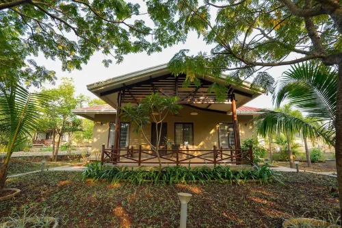 E and G Green Court Hotels in Gondedumala