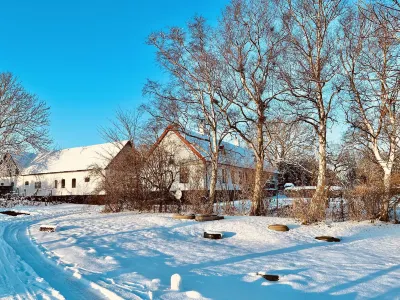 Sydkustens at Tullnäs Vingård Các khách sạn ở Trelleborg Municipality
