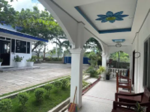 Moalboal Casablanca Inn Hoteles en Moalboal