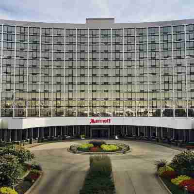 Chicago Marriott Oak Brook Hotel Exterior