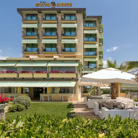 Hotel Siesta