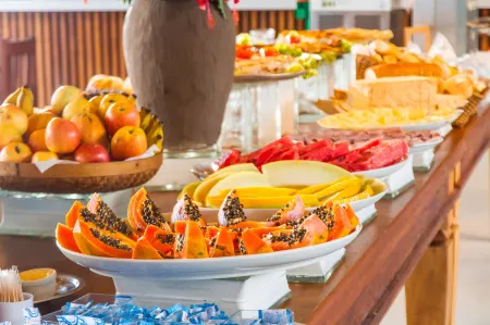 Novo Sol Hotel Отели рядом с достопримечательностью «Porto Seguro»