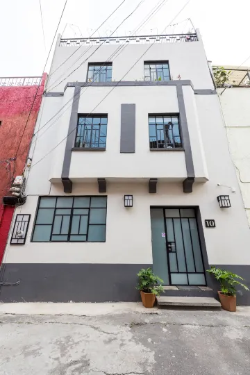 拉帕洛米拉民宿