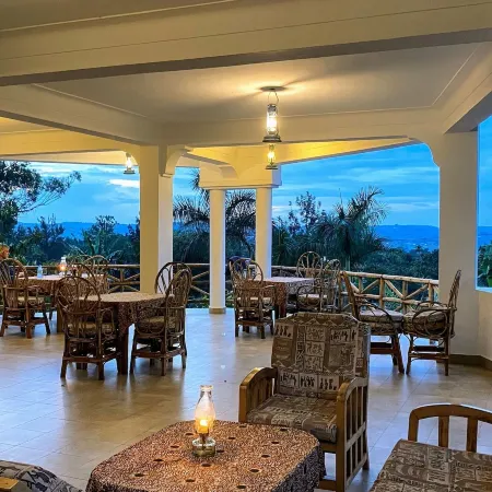 Banda Lodge