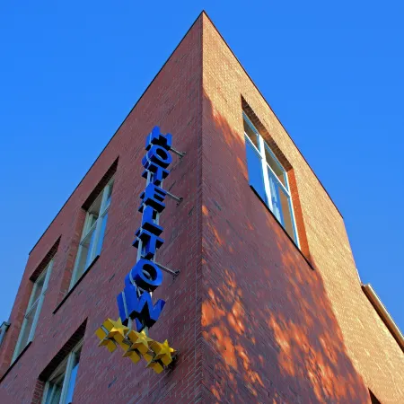 H24 Hoteltow
