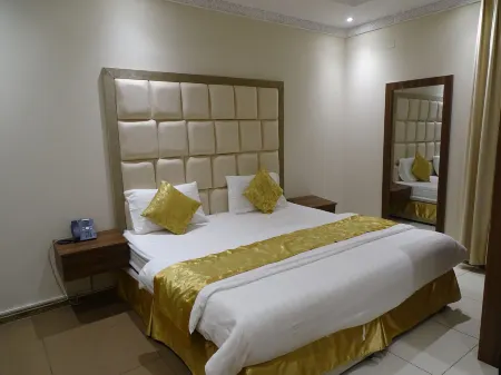 Comfort Inn Yarmukh