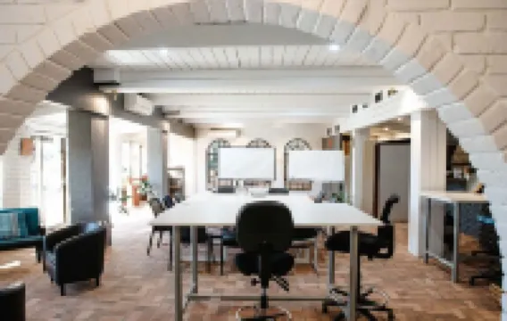 聯排別墅汽車旅館