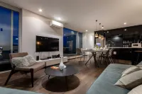 Kira Kira Suites by H2 Life - 3 tähden