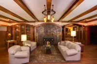 Stewart Inn Hotels in Weston