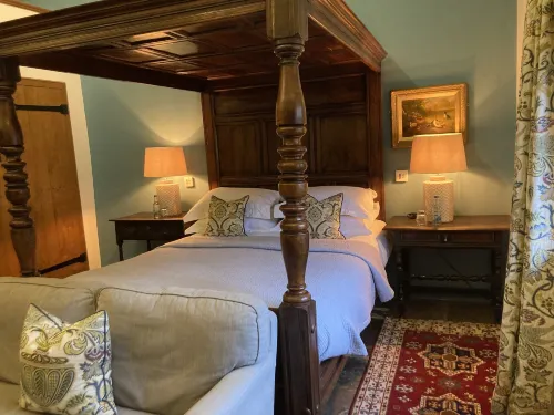 Old Downton Lodge Hotels in Buckton and Coxall