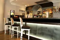 Holiday Inn JOHANNESBURG AIRPORT by IHG - bar