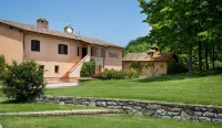 Poggiovalle Tenuta Italiana - Villas