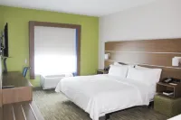Holiday Inn Express & Suites Martinsville-Bloomington Area Hotels in Morgan County
