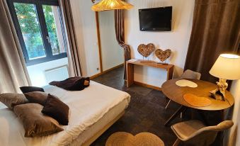 Au Refuge des 3 Ours - Chambres d'hôtes et Cabanes